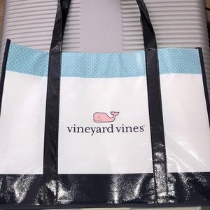NWOT Vineyard Vines Reusable Bags (Large Size)